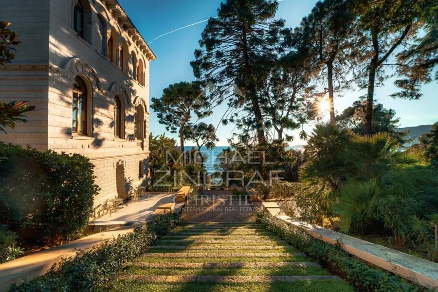 An Iconic French Riviera Estate - 2