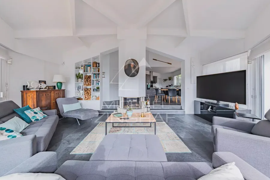 Maison contemporaine quartier Abatilles - 2