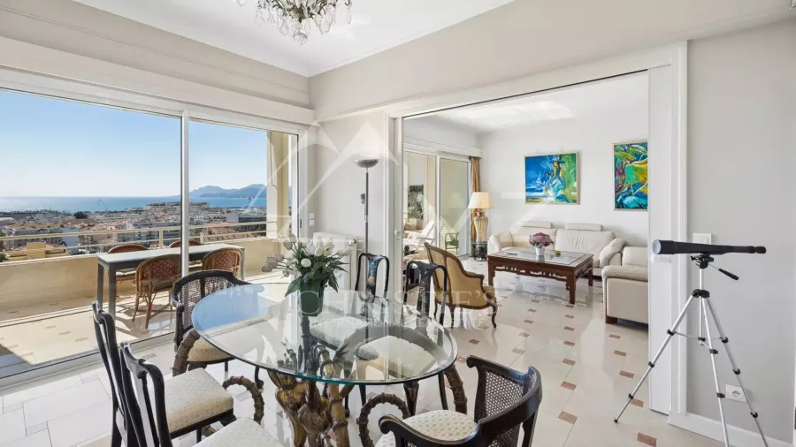 Bien d'exception dans l'un des quartiers les plus prisés de Cannes. - 2