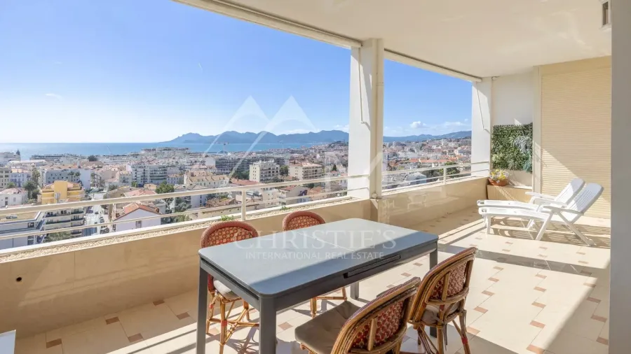 Bien d'exception dans l'un des quartiers les plus prisés de Cannes.