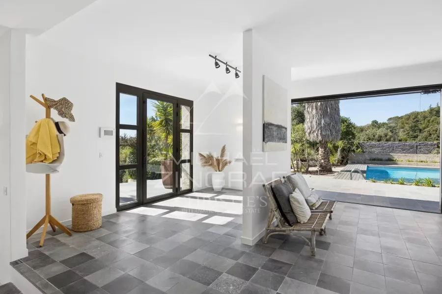 Villa rénovée à Biot – Quartier recherché, calme absolu, 5 chambres, prestations complètes - 3