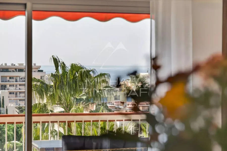 Cannes - Basse Californie - Superbe 3 pièces rénové avec vue mer panoramique - 3