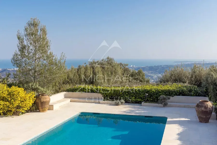Villa d’exception avec vue mer panoramique dans le Domaine des Hauts de Saint-Paul - 2