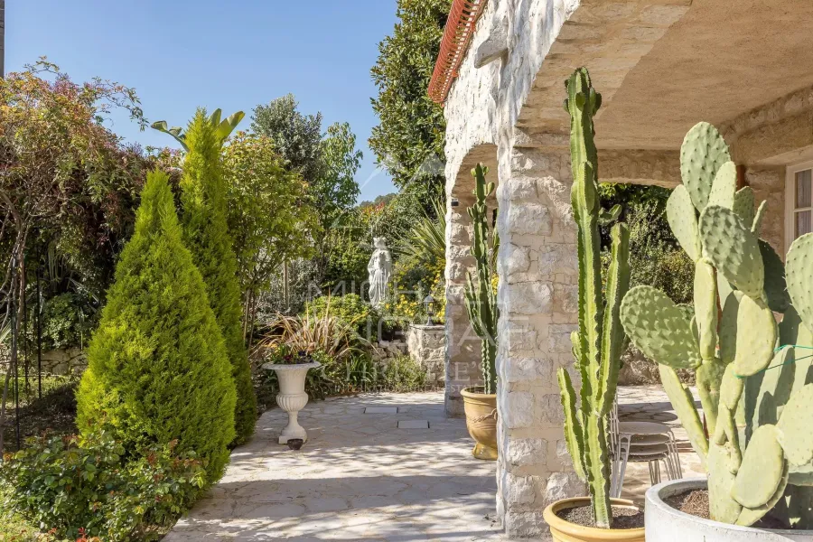 Vence : Propriété de charme à pied du centre-ville - 3