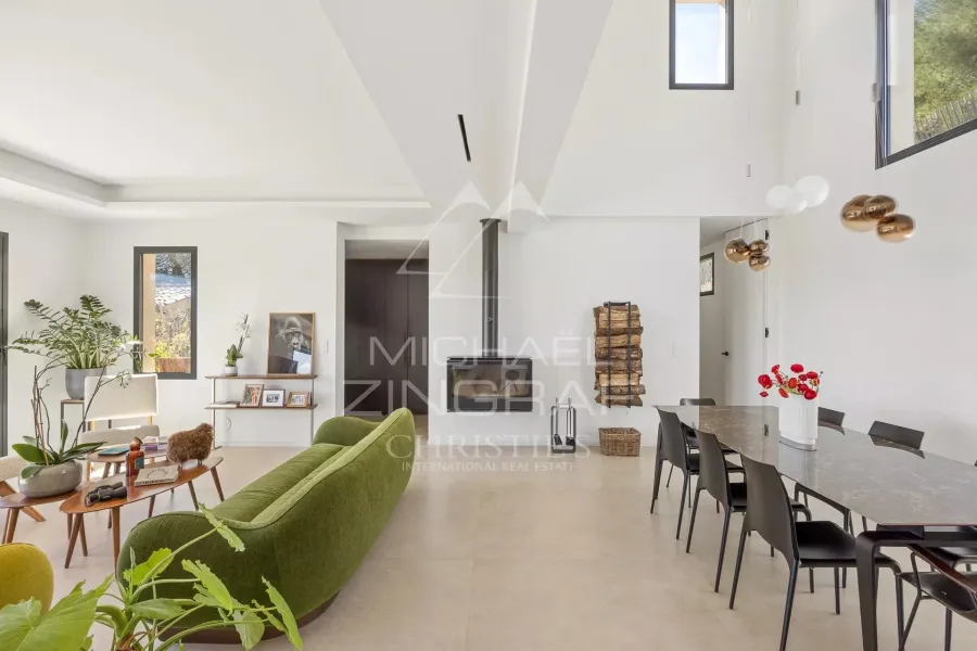 Tourrettes-sur-Loup : Propriété provençale moderne avec vue panoramique sur la mer et les collines - 9