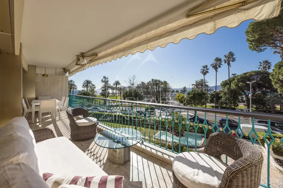 CANNES - CROISETTE – APPARTEMENT D'EXCEPTION - 2
