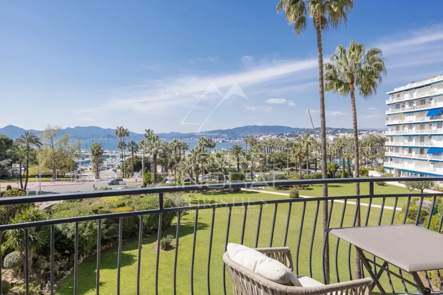 Cannes - Croisette - Magnifique 2 chambres