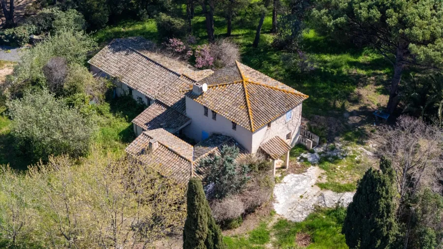 Projet de rénovation à Ramatuelle avec permis de construire - 2