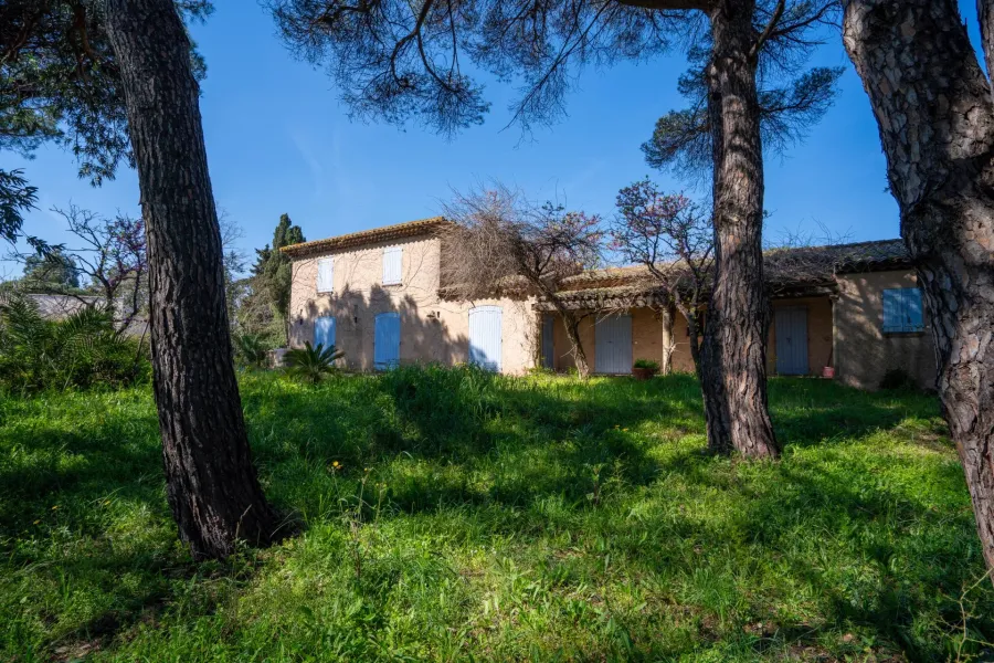 Projet de rénovation à Ramatuelle avec permis de construire - 4
