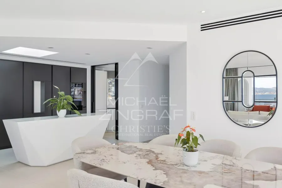 Cannes – Croisette – Penthouse d’exception avec toit-terrasse et vue mer panoramique - 6
