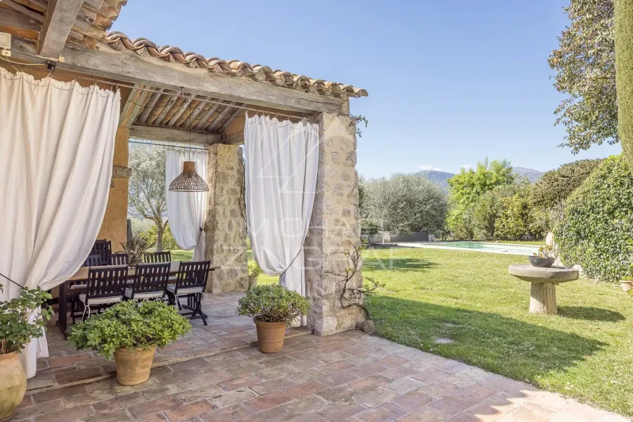 Saint-Paul de Vence – Charmante villa de plain-pied - 4