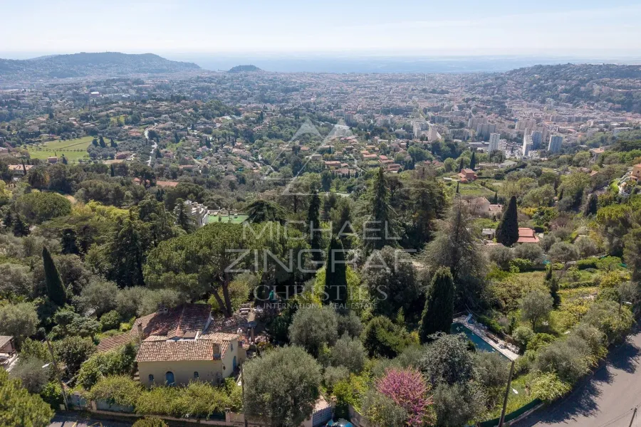 Nice - Haut Gairaut - Bastide de charme et terrain d’exception vue mer