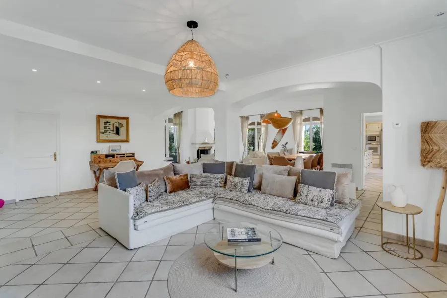 Villa provençale dans un domaine sécurisée vue mer - 7