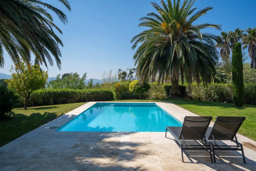 Villa provençale dans un domaine sécurisée vue mer - 3