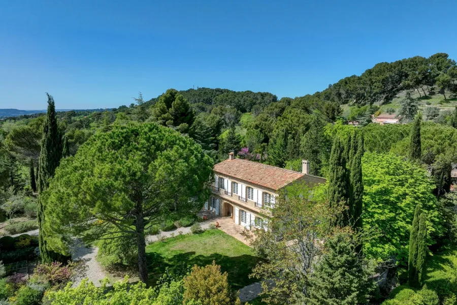 Charmante bastide avec vue imprenable sur la Saint-Victoire - 8