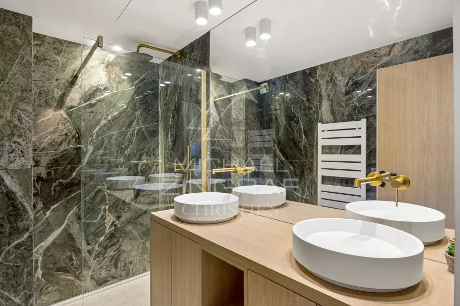 Cannes - Gazagnaire - Magnifique 3 pièces rénové - 9