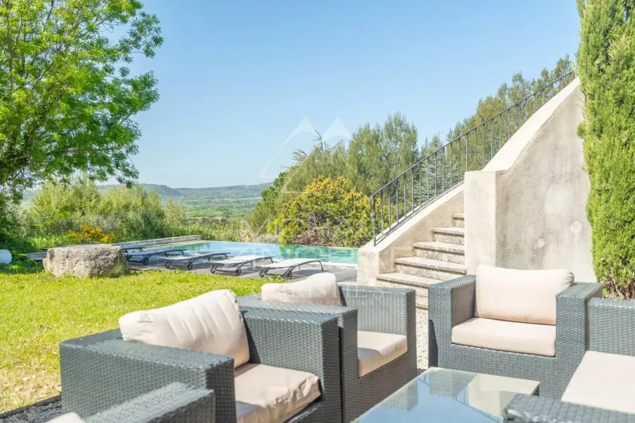 Roussillon - Superbe maison en pierre avec piscine et vues panoramiques exceptionnelles - 9