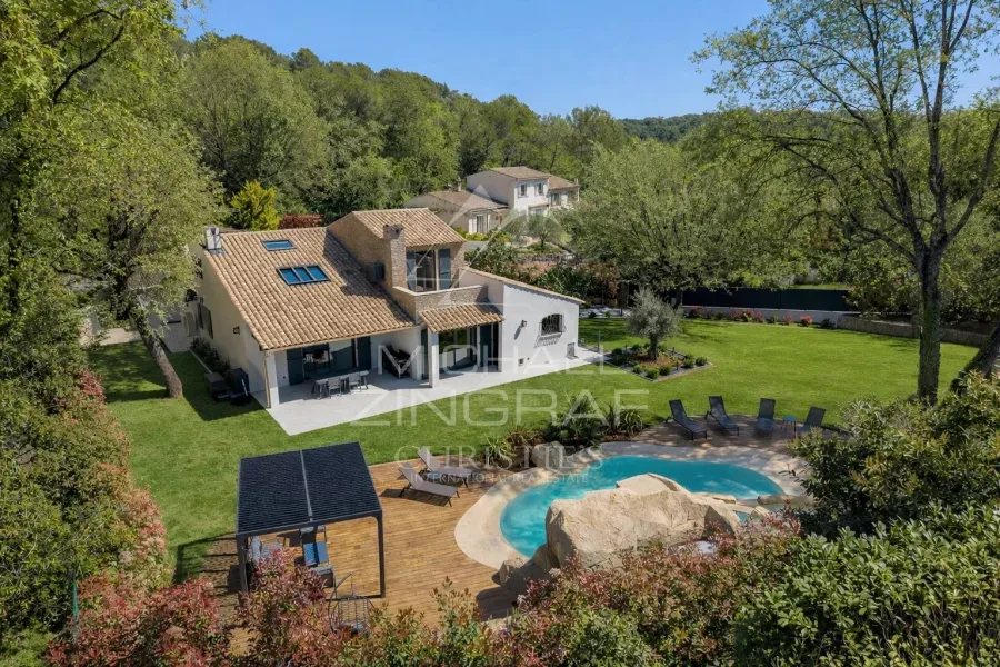 Villa Roquefort-Les-Pins