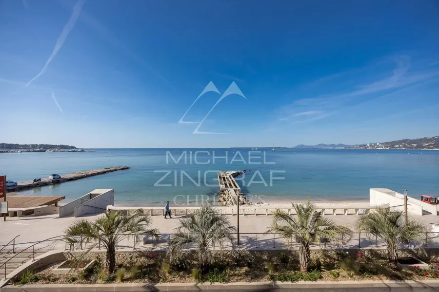 Exclusivité : Vue mer d’exception : un 2 pièces d’exception à Juan-les-Pins - 4