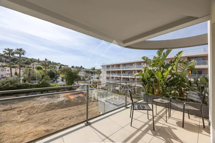 ANTIBES – BIEN D’EXCEPTION – DUPLEX LUMINEUX – TERRASSES – RÉSIDENCE RECENTE - 9