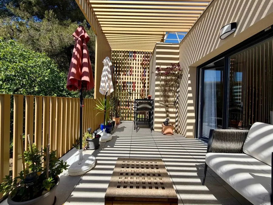 Appartement T3 avec terrasse