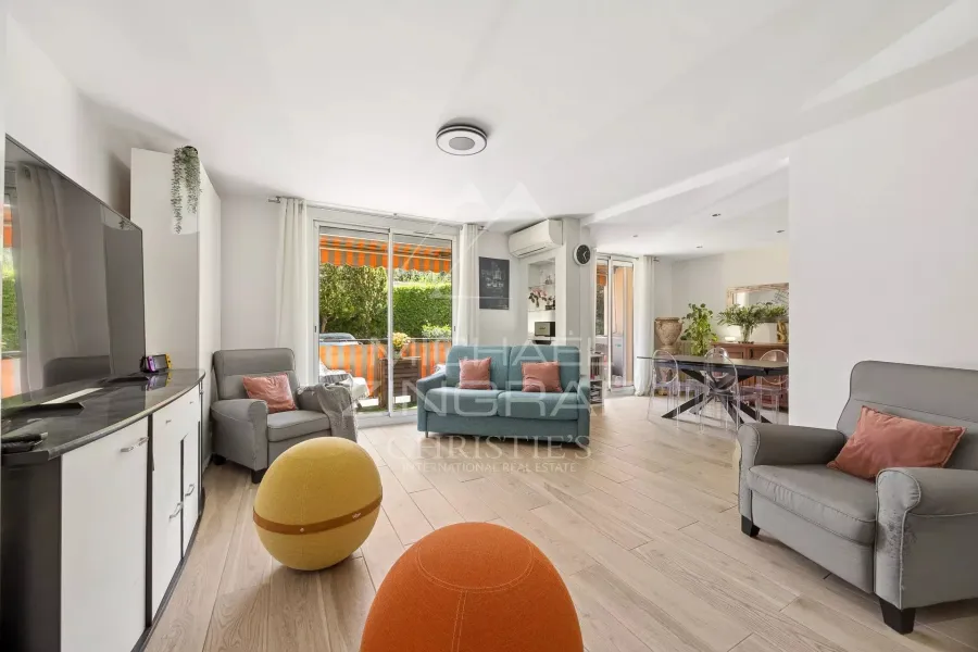 Appartement 4 pièces avec terrasse, parking et cave - centre de Beaulieu-sur-Mer