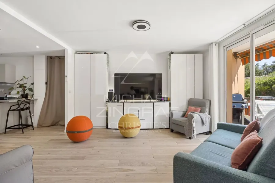 Appartement 4 pièces avec terrasse, parking et cave - centre de Beaulieu-sur-Mer - 3