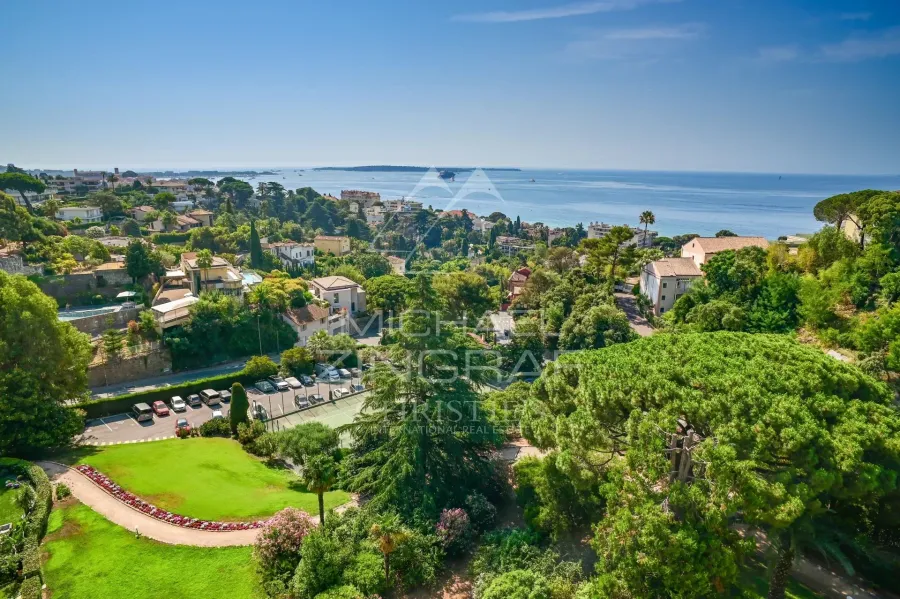 T3 A RENOVER - CANNES, CROIX DES GARDES – VUE MER PANORAMIQUE