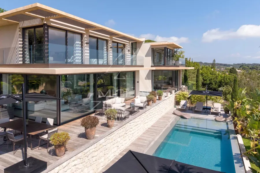 Aux portes de Cannes - Villa d’architecte neuve avec vue mer panoramique - 3
