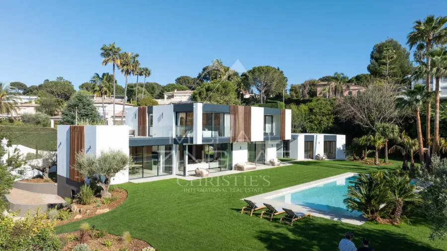 Villa contemporaine d’exception - versant ouest du Cap d’Antibes, à deux pas de l’Hôtel du Cap-Eden-Roc - 2