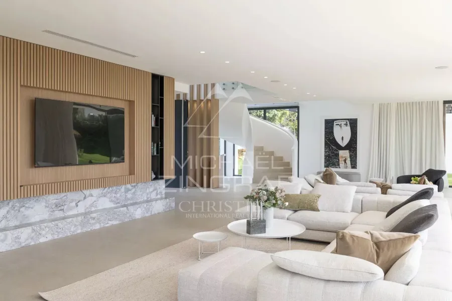 Villa contemporaine d’exception - versant ouest du Cap d’Antibes, à deux pas de l’Hôtel du Cap-Eden-Roc - 8
