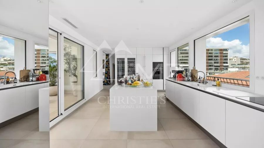 A 15 minutes à pied du centre ville, découvrez cette villa toit d'exception - 6