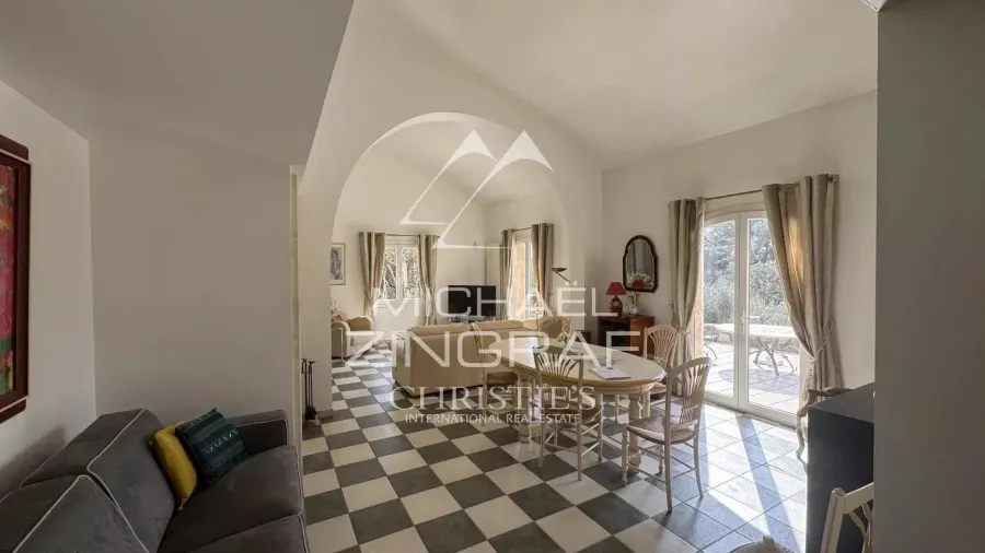 Jolie Villa provençale avec vue mer , véritable havre de paix. - 6