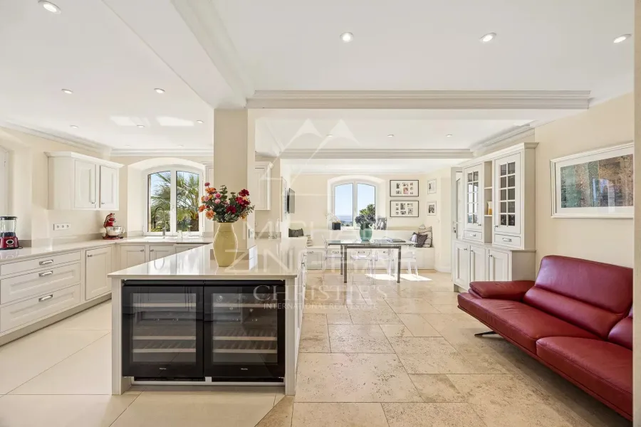 Exceptionnelle villa de luxe sur cinq niveaux avec vue mer panoramique - 9
