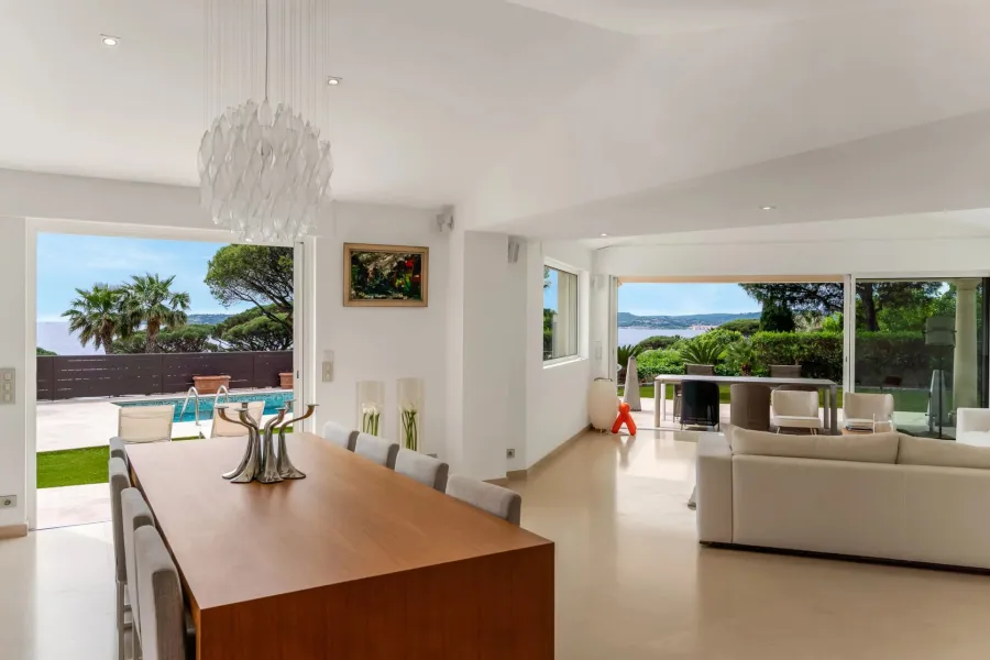 Adresse rare dans un quartier prisé, vue mer - 5