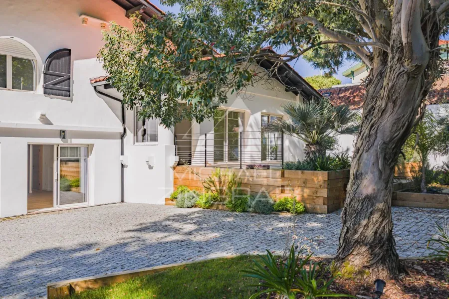 ARCACHON VILLE DE PRINTEMPS - VILLA RÉNOVÉE À DEUX PAS DE LA PLAGE