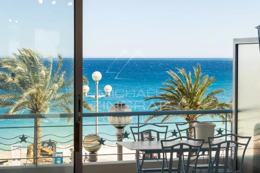 Location d'appartement à long terme - Promenade des Anglais, Nice - 1