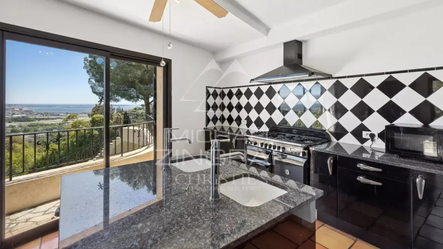 Proche Cannes – Mandelieu la Napoule – Propriété vue mer - 9