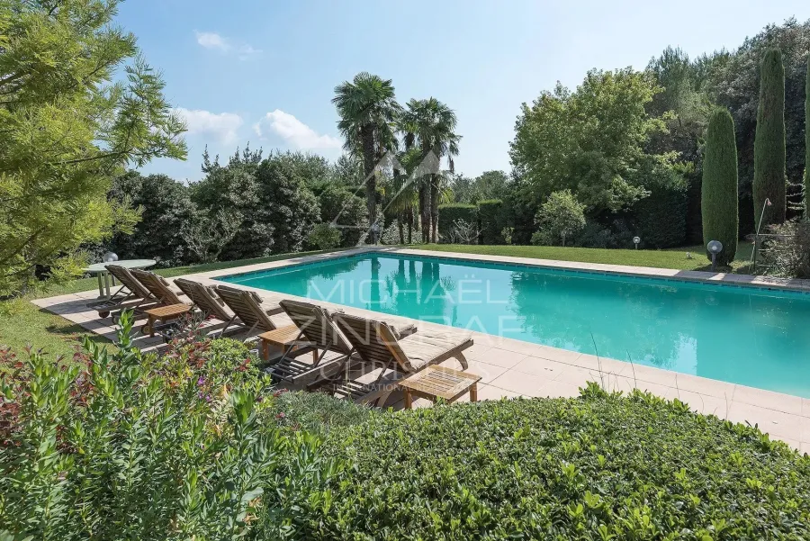 Proche de Saint Paul de Vence - Villa d'architecte - 2