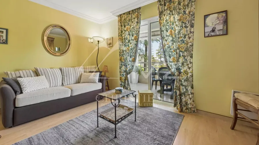 Appartement au Centre-Ville - 9