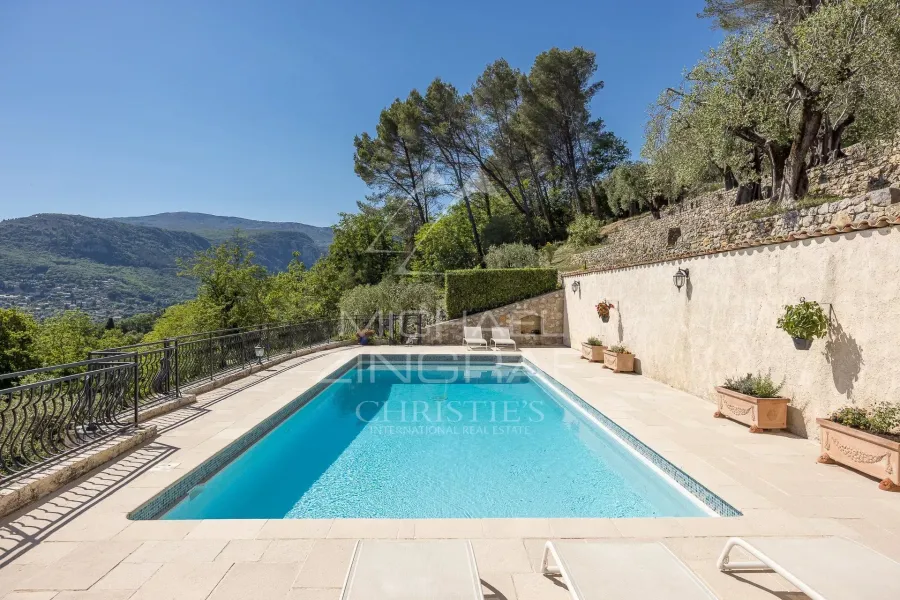 Tourrettes-sur-Loup : Charmante bergerie avec vue panoramique - 2