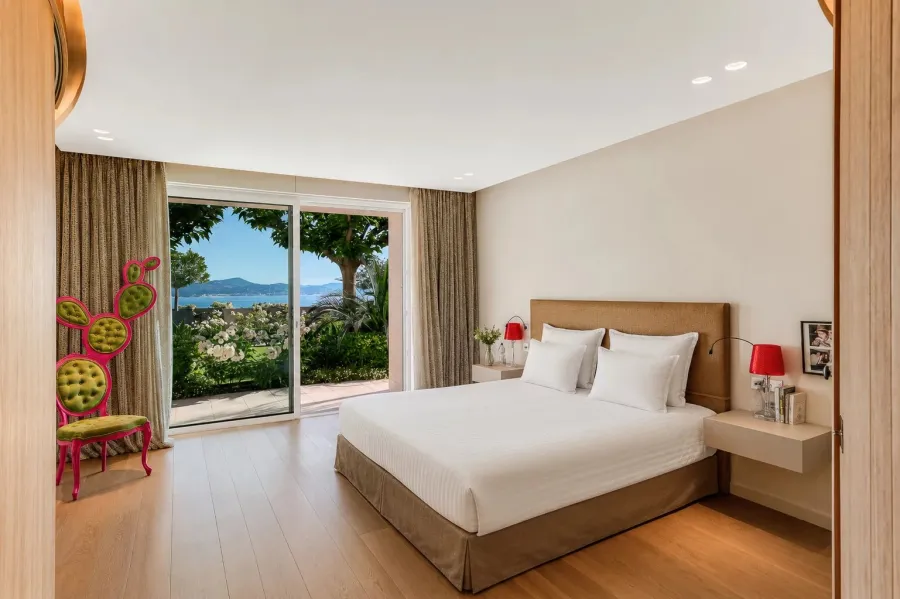 Proche Saint-Tropez - Villa vue mer panoramique - 9
