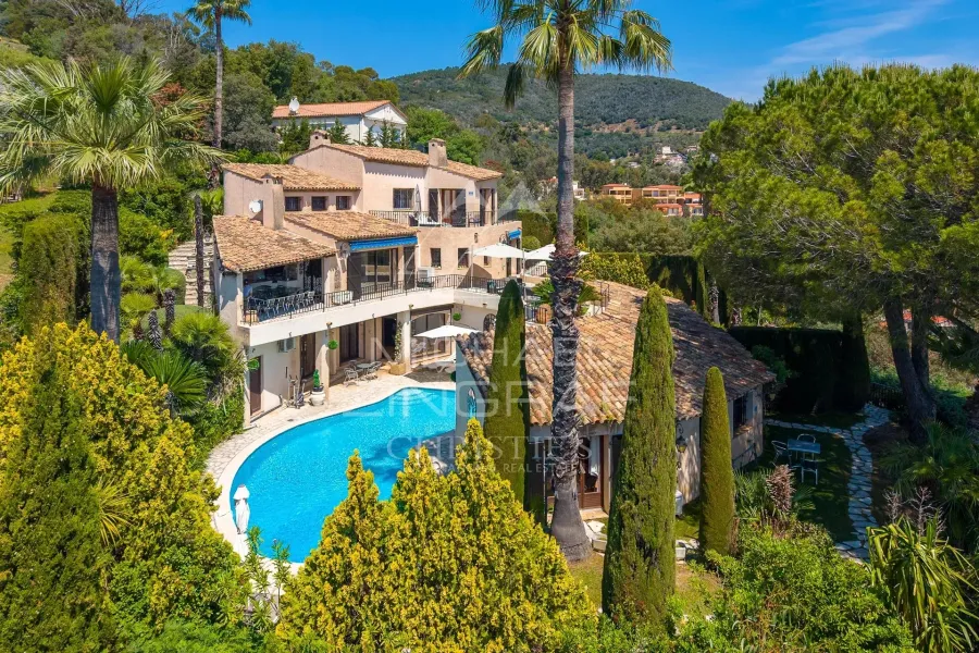 Proche Cannes – Mandelieu la Napoule – Propriété vue mer - 3