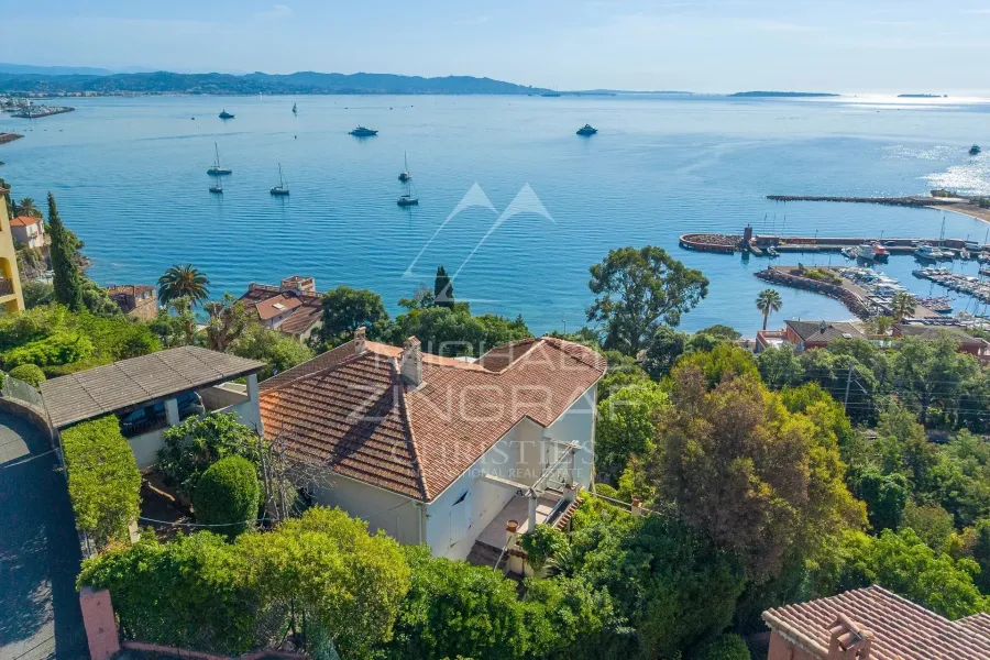 Propriété - Theoule-sur-mer - Vue mer panoramique