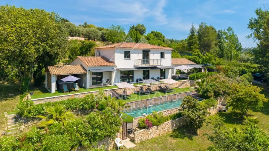 Villa provençale moderne prête à vivre.