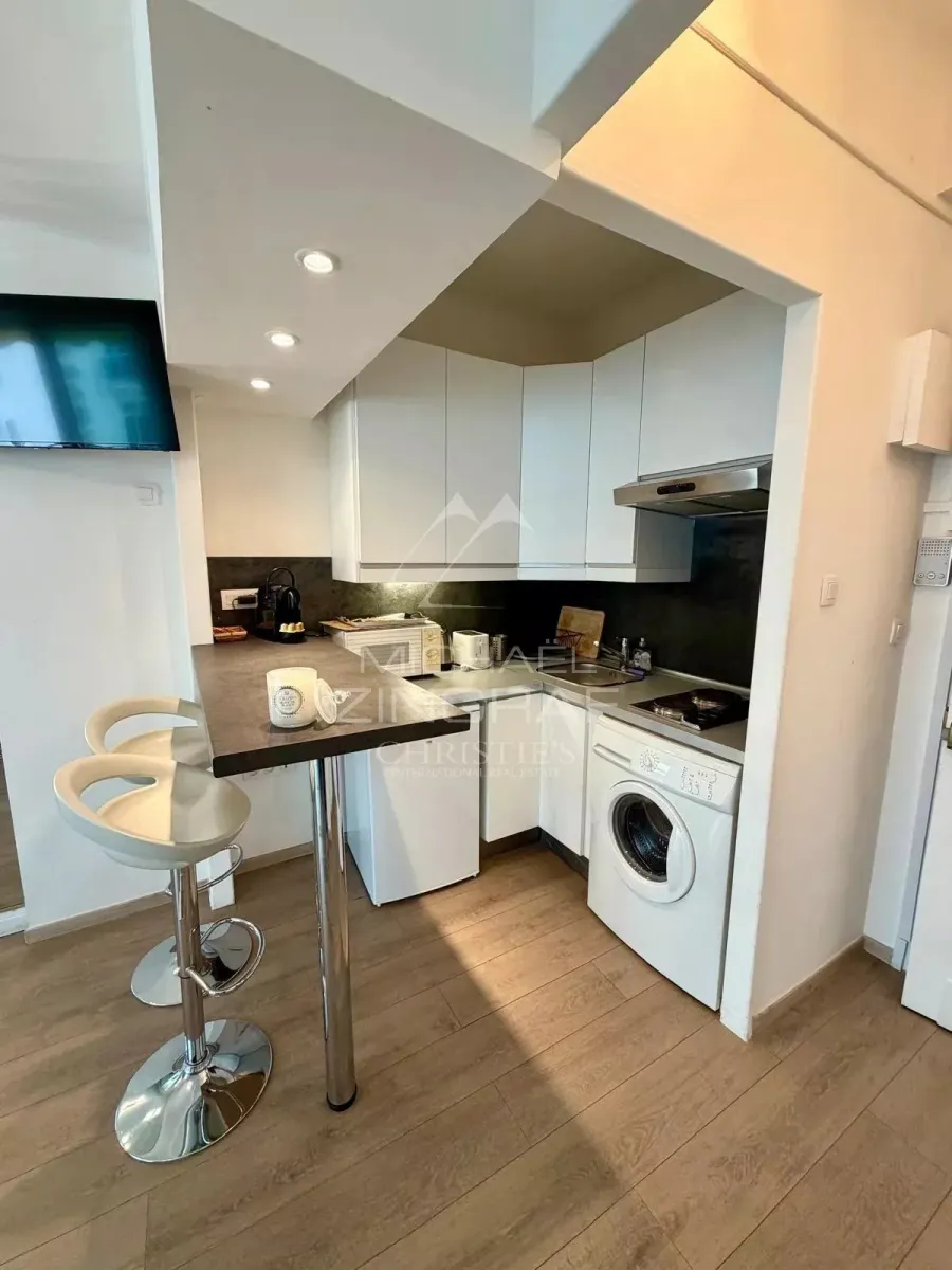 Cannes – Proche Croisette - Studio d’exception avec balcon, aperçu mer et garage - 5