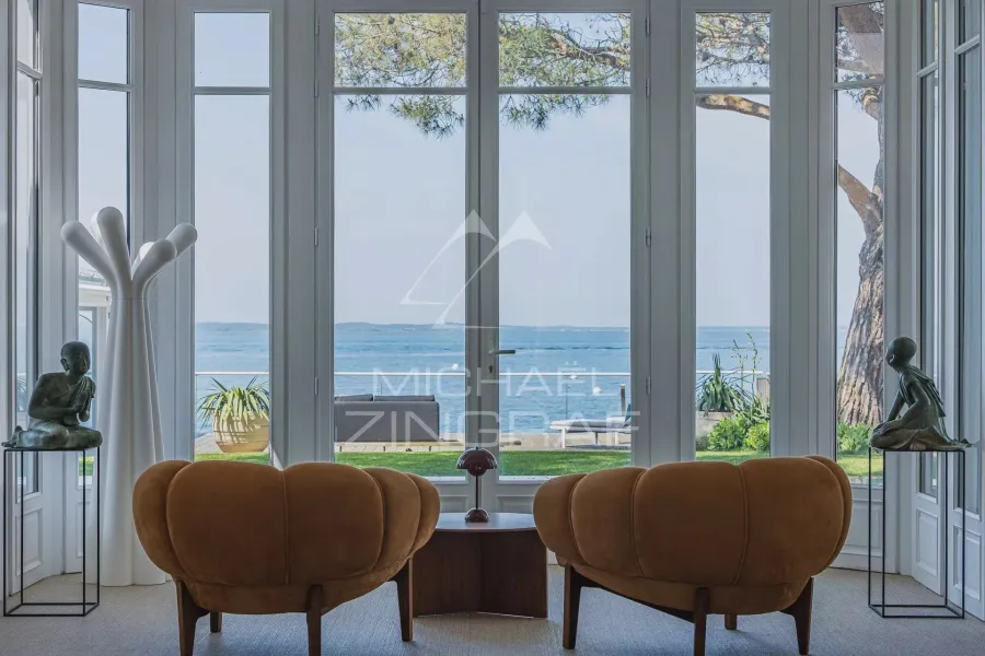 Villa exceptionnelle en première ligne à Arcachon