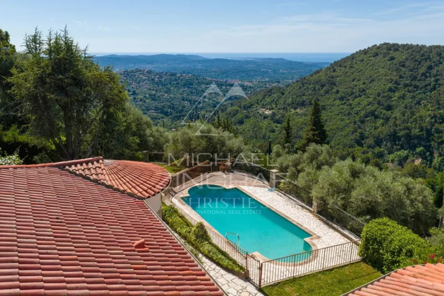 Charmante villa provençale en position dominante - 2