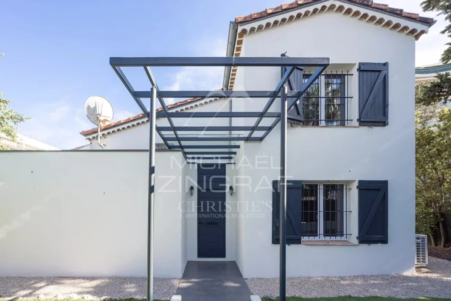 Rare - Cannes pointe Croisette - Villa dans domaine fermé. - 2
