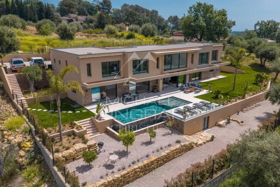 Opio – Villa contemporaine d'exception au sein d'un domaine privé